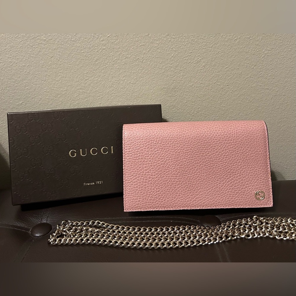 Gucci Betty wallet on chain